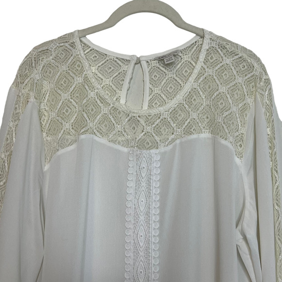 Cato Womens Chiffon Blouse Size 18/20 White Ivory Long Sleeve Lace Accent Career - Picture 2 of 6